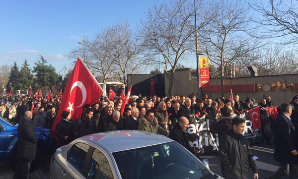 Turizmciler teröre karşı yürüdü