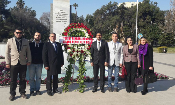Akdağ, 'Rehberler evlerine ekmek götüremez duruma geldi''