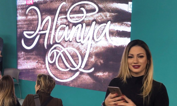 Sırp pop star Alanya'ya gelecek