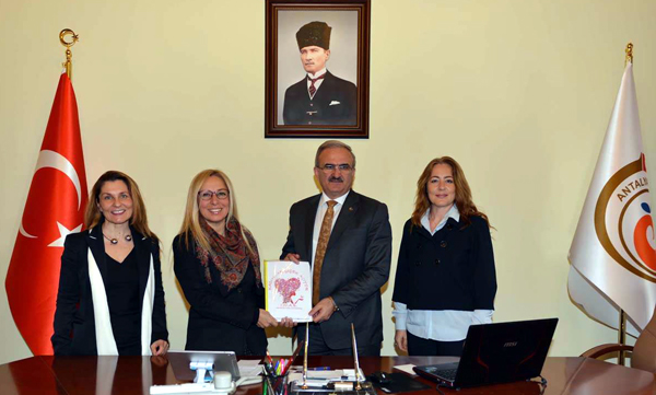 'Kadınlar Çiçek Açıyor Antalya Turizm Projesi'
