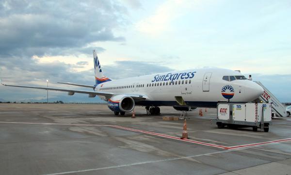 SunExpress yılın ilk uçağını filosuna kattı