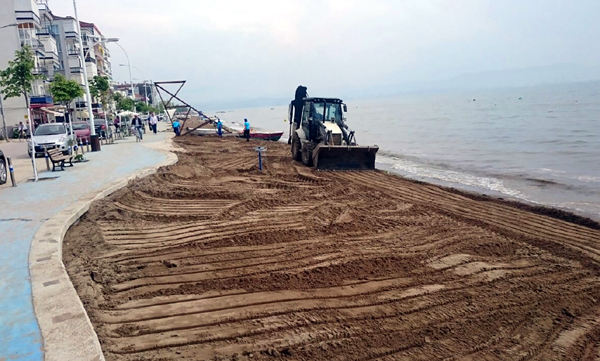Plajlar yaza hazırlanıyor