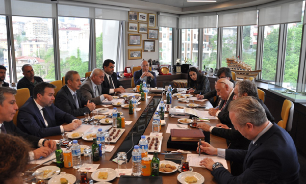 Kültür ve Turizm Bakanı Nabi Avcı'ya, TÜRSAB'dan brifing