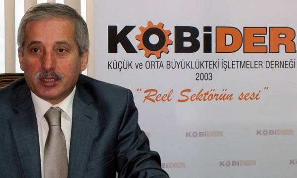 Özgenç, ''Türkiye iki gün çalışıp bir gün tatil yapmamalı!''