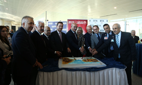 Esenboğa'dan THY'nin ilk Paris uçuşu gerçekleşti