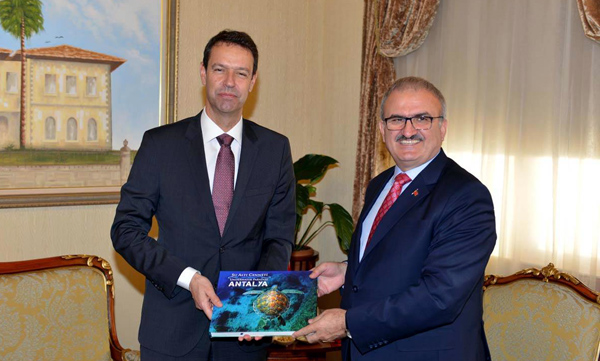 Türkiye'ye gelen İsviçreliler en uzun süre Antalya'da kalıyor