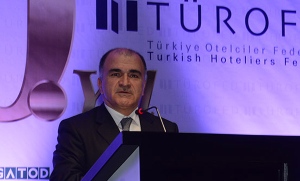 Ayık, '2018 Türk turizminin yükselişe geçeceği yıl olacak'