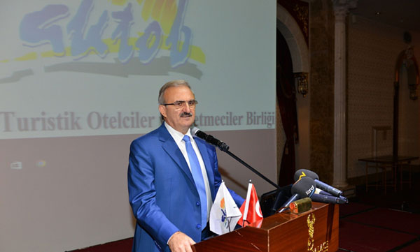 Karaloğlu, ''Turizmde eski parlak günlerimize geri döndük''