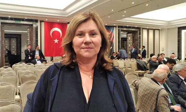 Narin, 'Turizmde dönüşüm cari açık sorununu ortadan kaldırır'