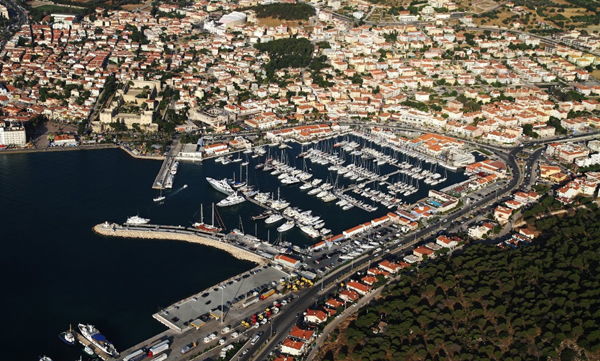 Çeşme Alaçatı Havalimanı ihalesi 20 Nisan'da yapılacak