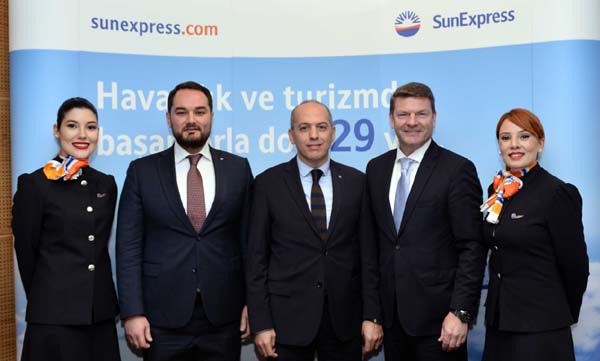 Antalya'ya 3 milyondan fazla rekor sayıda koltuk
