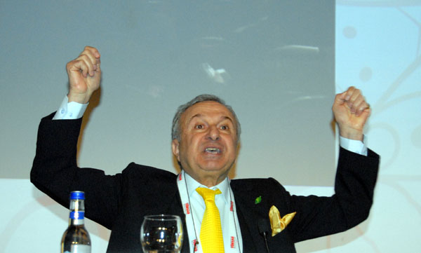 İbra olmayan Ulusoy yönetimi, ''Bizi bakanlık denetlesin'' dedi