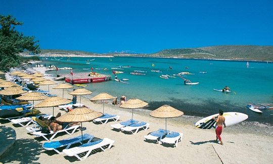 Ulusoy'dan Çeşme'ye 30 bin turist