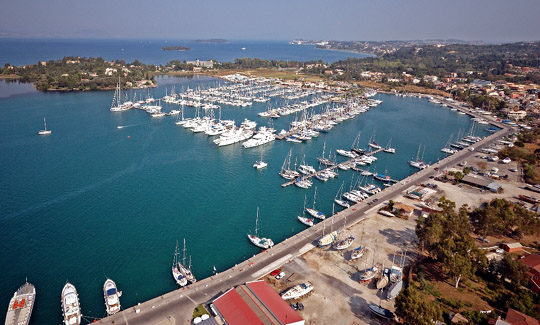 D-Marin, Boat Show'u katamaran paneli ile renklendirecek