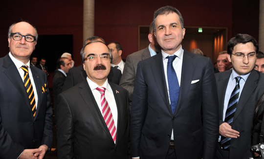 Bakanlar, turizmcilerle resepsiyon da bir araya geldi