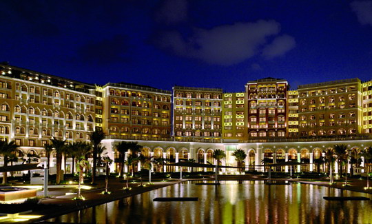 Rıtz-Carlton Abu Dhabı, Grand Canal açıldı