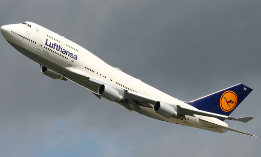 İş bırakma eylemi Lufthansa'nın kanadını kırdı