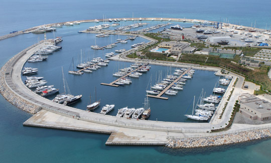 D-Marin Didim'e 5 çıpalı yat limanı işletme belgesi