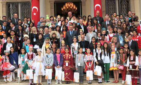 İzmir'in 46 ülkede 900 EXPO 2020 gönüllü elçisi oldu