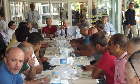 Başkan Akaydın Kaleiçi'nde teknecilere müjde verdi