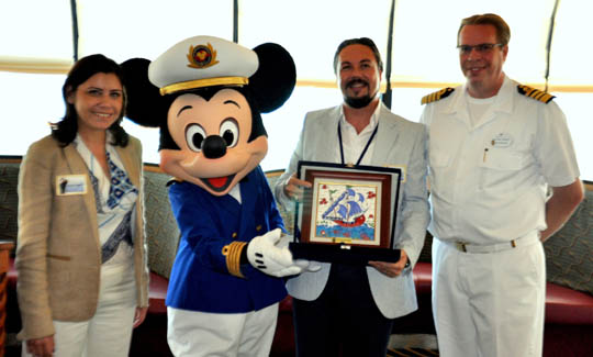 Disney Cruise Line, Kuşadası Limanı'nı rotasına ekledi