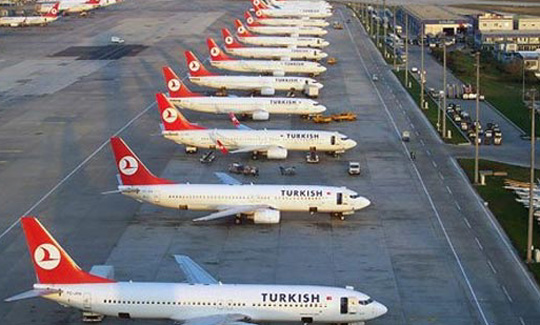 Hava-İş Sendikası ''Bir gün bir gece'' eyleminde