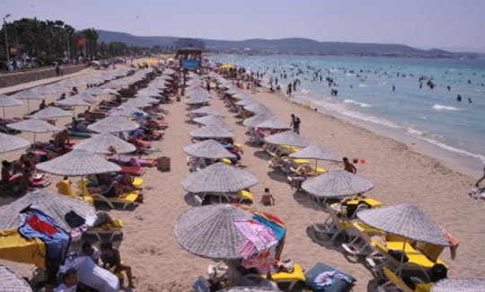 Çeşme'de yer kalmadı
