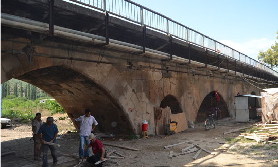 Tarihi Kozan Köprüsü restorasyonu başladı