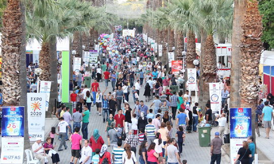 İzmir Enternasyonal fuarı etkinliklerle göz doldurdu