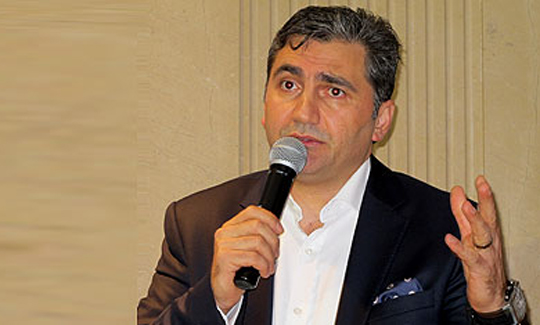 Emin Çakmak: ''TÜRSAB yönetimi zarar veriyor''