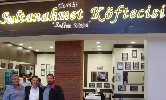 Ünlü köfteci marka adını değiştirdi