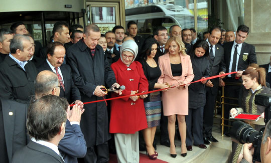 Başbakan Erdoğan, Elite World Van Hotel'in açılışını yaptı
