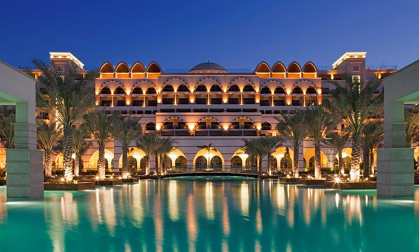 77 bin TL'lik tatil iddiasına Dubai'deki otelden yanıt