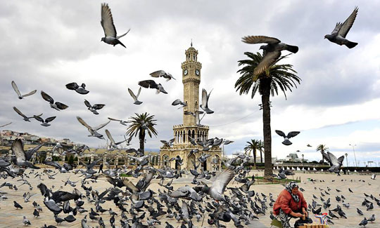 İzmir'in yüzü 2013'te turizmde güldü