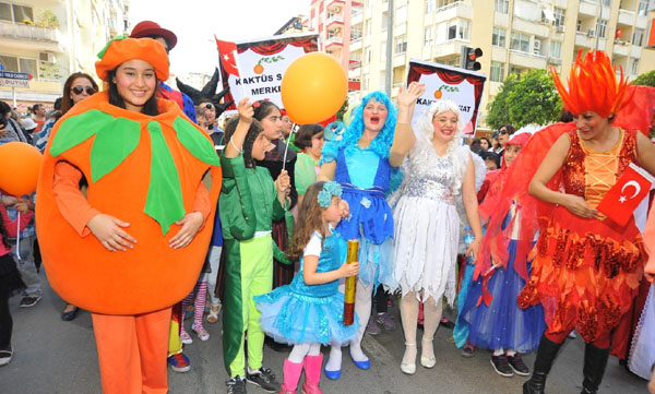 'Portakal Çiçeği Karnavalı' uluslararası ilgi