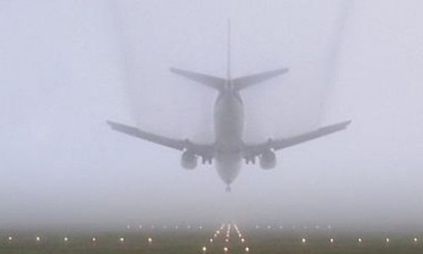 İstanbul'da hava ulaşımına sis engeli