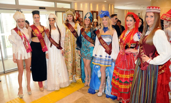 26 ülkenin güzelleri Bodrum'da