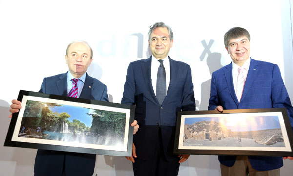 Antalya'nın güzelliklerini Yandex'in panoramaları ile gezin