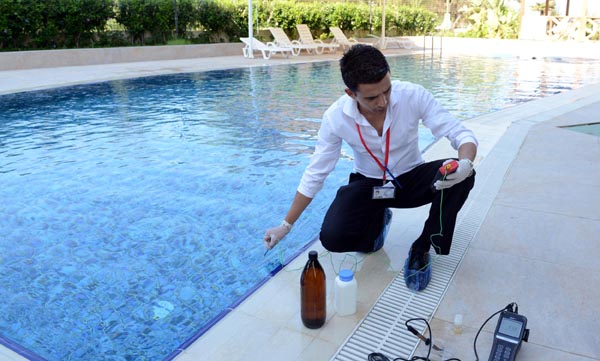 Antalya'daki yüzme havuzları denetleniyor