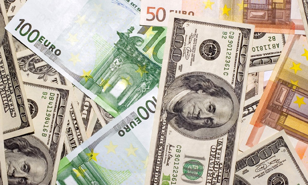 Dolar 2,2100 lirayı aştı