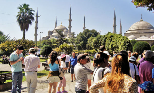 İstanbul'a 9 ayda gelen turist sayısı 9 milyonu aştı