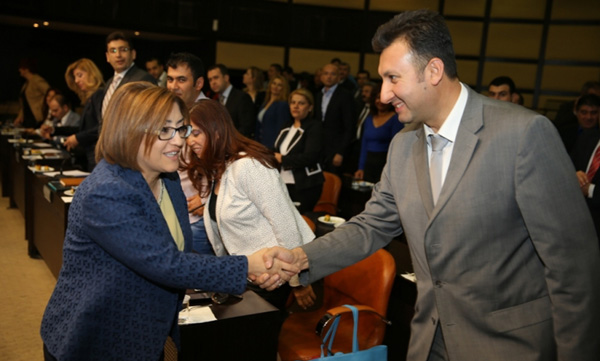 Şahin, ''Gelen turistleri kentte tutmamız lazım''