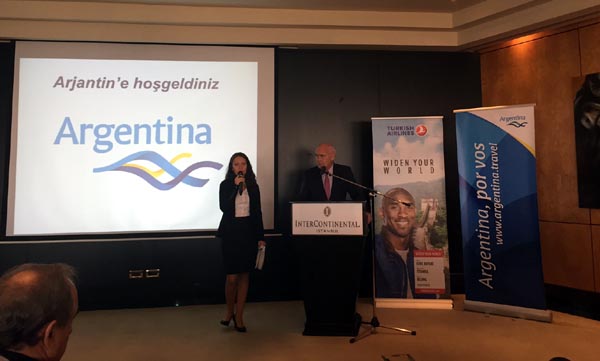 Arjantin Turizm Bakanı seyahat acentalarıyla buluştu