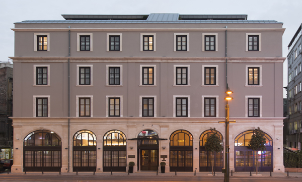 10 Karaköy, A Morgans Original, kapılarını açtı