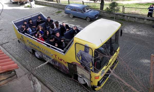 Ödemiş'te ''Turist Otobüsü'' hizmete sunuldu