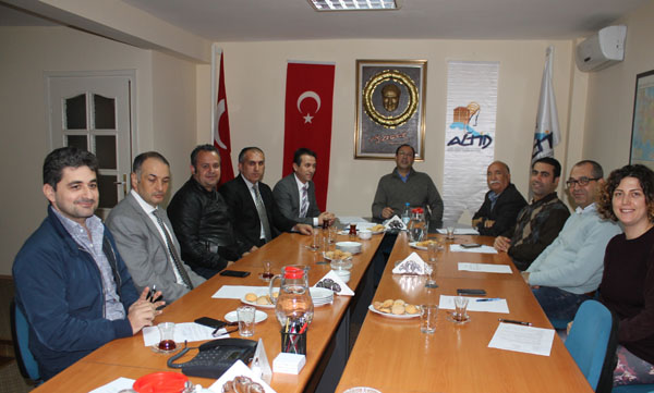 Turizm çalışanları örgütleniyor