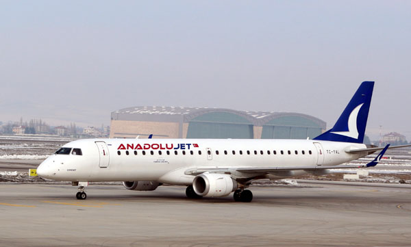 AnadoluJet, yeni bir uçağı daha filosuna dahil etti