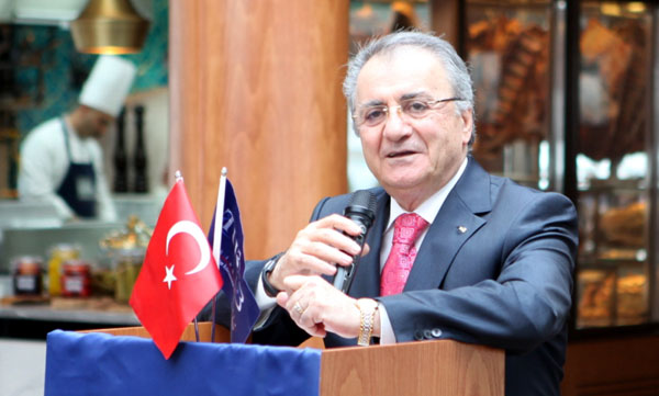Otelcilerden Güney Afrika çıkarması