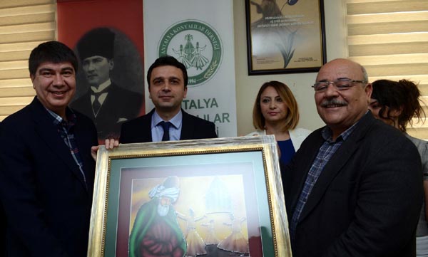 Menderes Türel, ''Kruvaziyer limanı yapacağız''