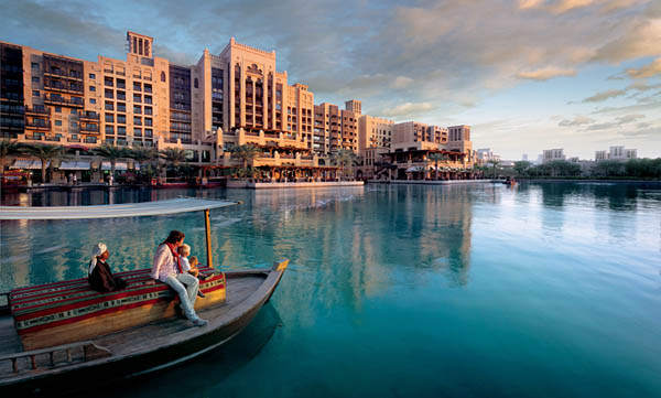 Dubai'nin gelirinin yüzde 30'u havacılık ve turizmden
